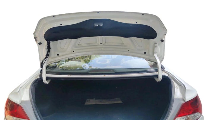 2011 Hyundai Verna FLUIDIC 1.6 VTVT SX, Petrol, Manual, 93,687 km, exterior