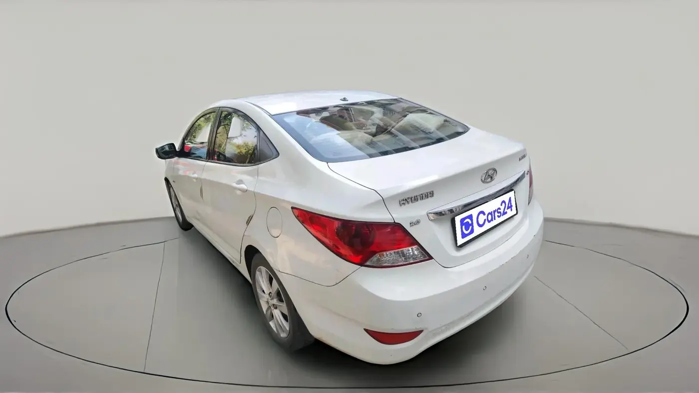 2011 Hyundai Verna FLUIDIC 1.6 VTVT SX, Petrol, Manual, 93,687 km, exterior