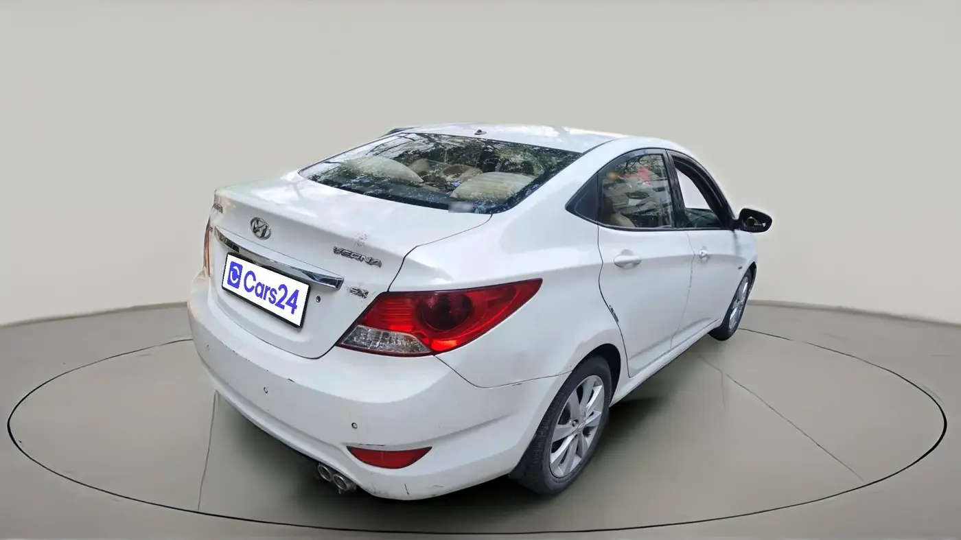 2011 Hyundai Verna FLUIDIC 1.6 VTVT SX, Petrol, Manual, 93,687 km, exterior