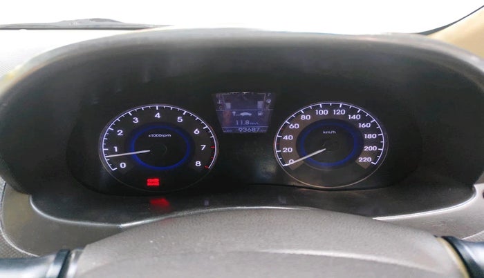 2011 Hyundai Verna FLUIDIC 1.6 VTVT SX, Petrol, Manual, 93,687 km, interior