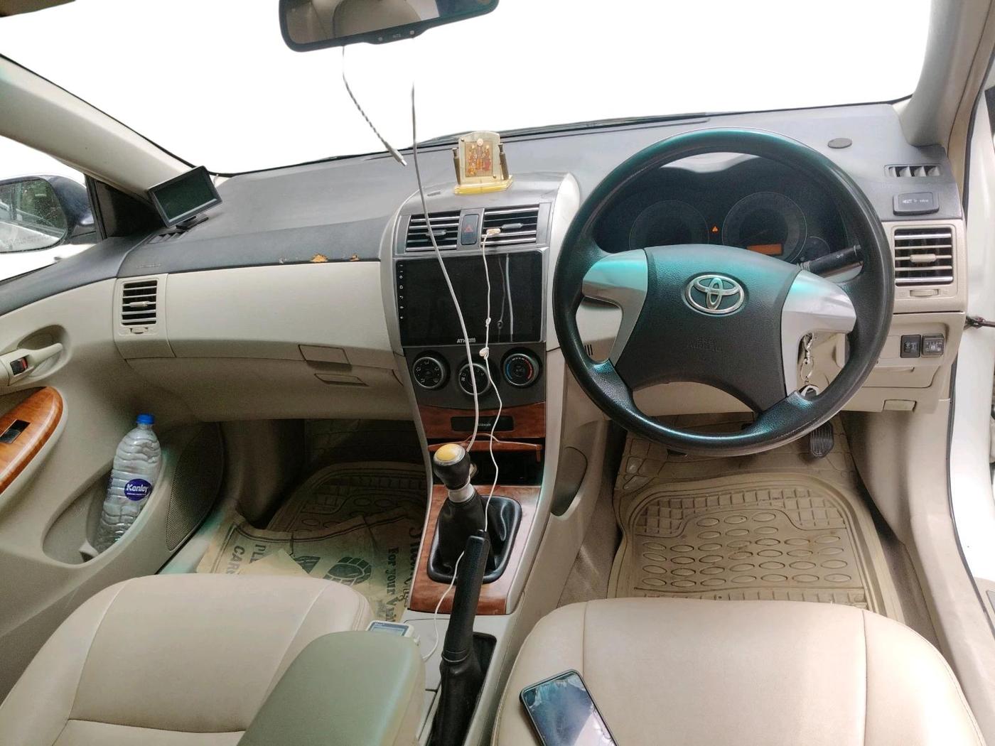 2012 Toyota Corolla Altis G PETROL, CNG, Manual, 80,000 km, interior