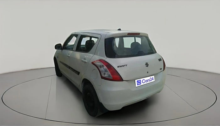 2015 Maruti Swift LXI, CNG, Manual, 3,47,787 km, exterior