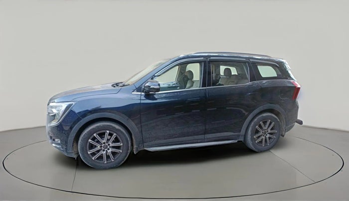 2023 Mahindra XUV700 AX 7 LUXURY D AWD AT 7 STR, Diesel, Automatic, 53,446 km, exterior