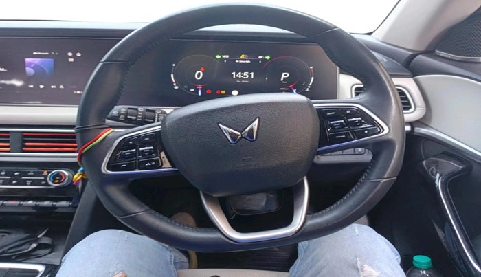 2023 Mahindra XUV700 AX 7 LUXURY D AWD AT 7 STR, Diesel, Automatic, 53,446 km, interior