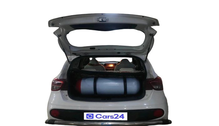 2018 Hyundai Grand i10 SPORTZ 1.2 KAPPA VTVT, CNG, Manual, 26,132 km, exterior