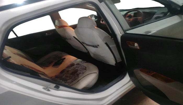 2018 Hyundai Grand i10 SPORTZ 1.2 KAPPA VTVT, CNG, Manual, 26,132 km, interior