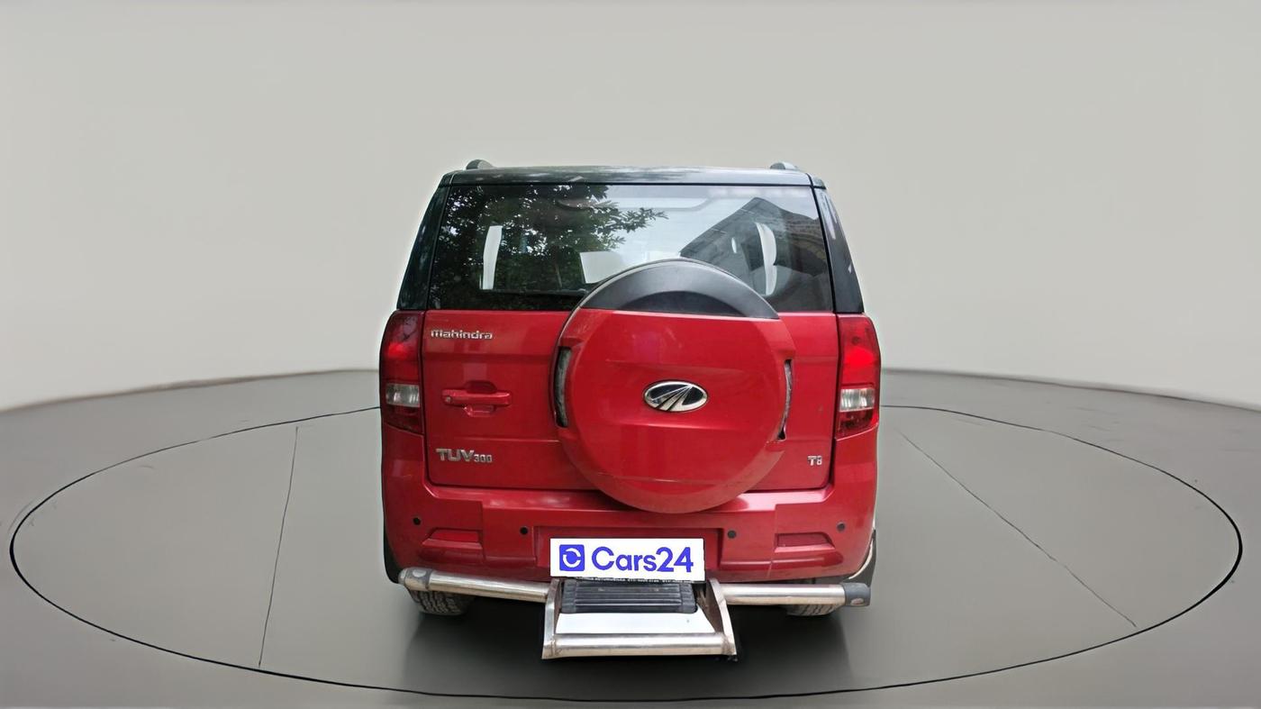 2017 Mahindra TUV300 T8, Diesel, Manual, 49,632 km, exterior