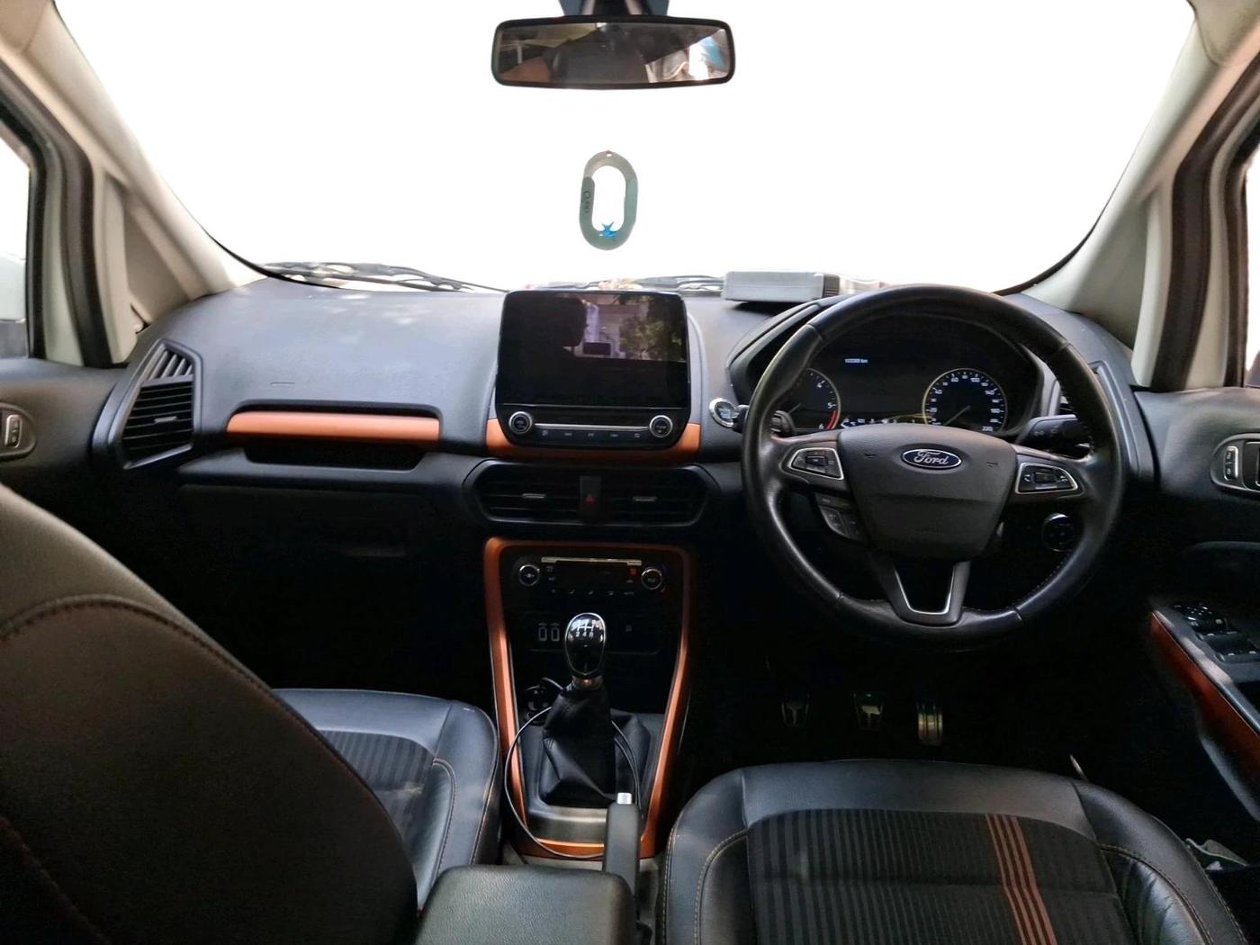 2021 Ford Ecosport TITANIUM 1.5L SPORTS(SUNROOF) DIESEL, Diesel, Manual, 1,03,389 km, interior