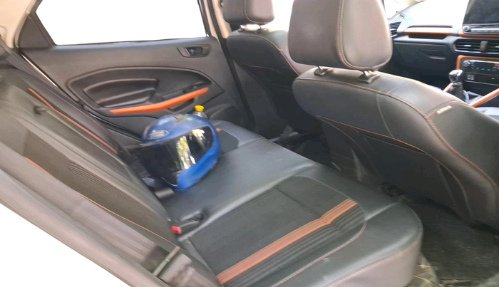 2021 Ford Ecosport TITANIUM 1.5L SPORTS(SUNROOF) DIESEL, Diesel, Manual, 1,03,389 km, interior