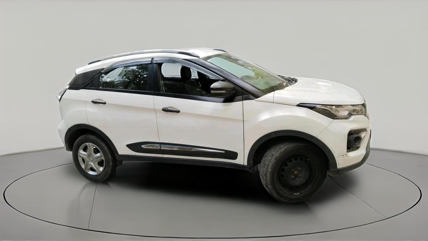 2022 Tata NEXON XM PLUS SUNROOF DIESEL, Diesel, Manual, 1,06,558 km, exterior