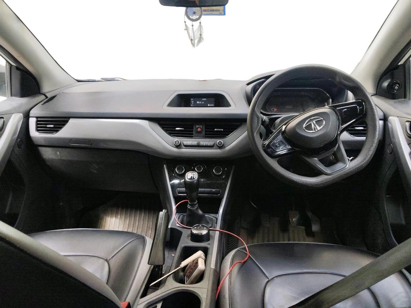 2022 Tata NEXON XM PLUS SUNROOF DIESEL, Diesel, Manual, 1,06,558 km, interior