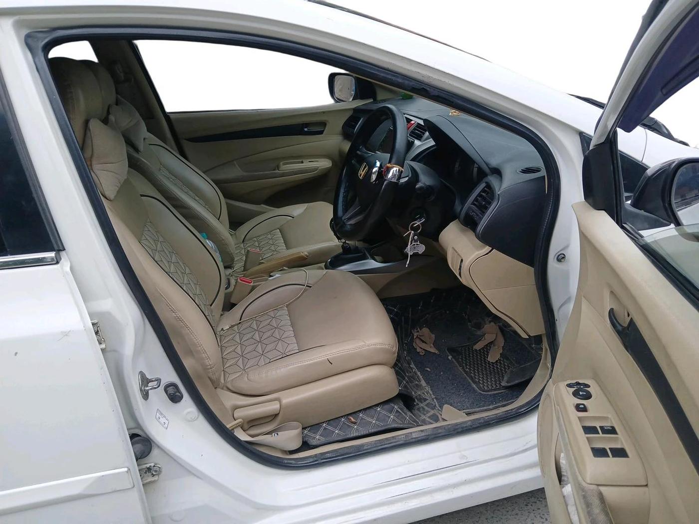 2013 Honda City 1.5L I-VTEC E MT, Petrol, Manual, 88,042 km, interior