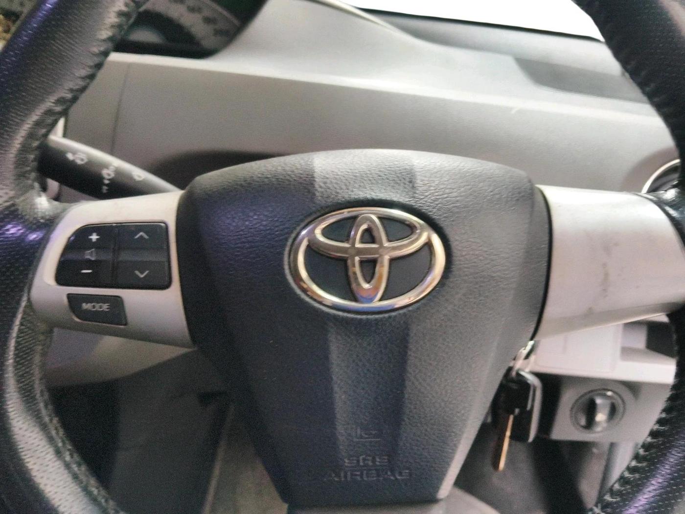 2011 Toyota Etios VX, Petrol, Manual, 19,866 km, interior