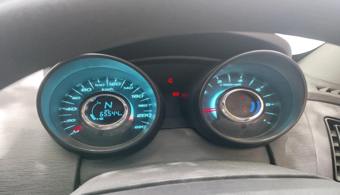 2019 Mahindra XUV500 W5, Diesel, Manual, 65,544 km, interior