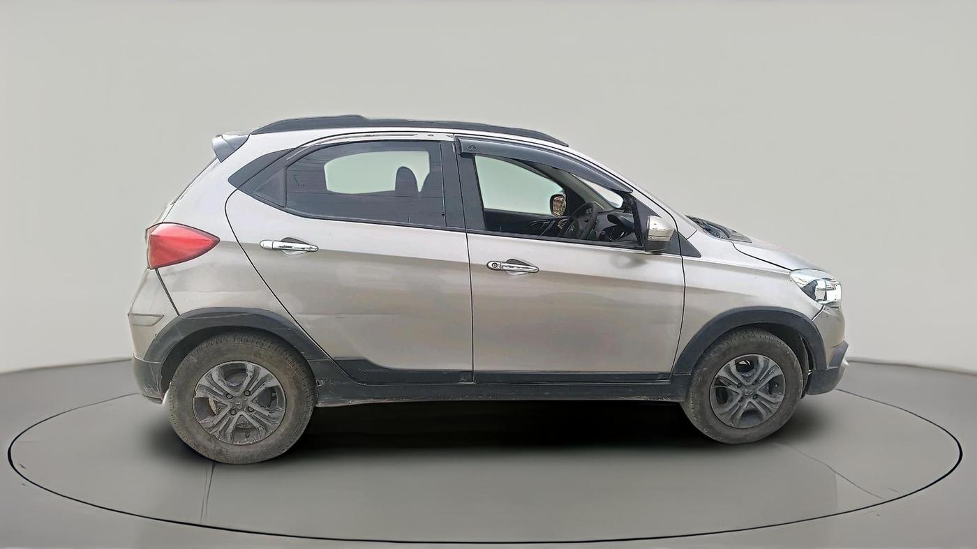 2018 Tata Tiago XZ DIESEL, Diesel, Manual, 1,40,758 km, exterior