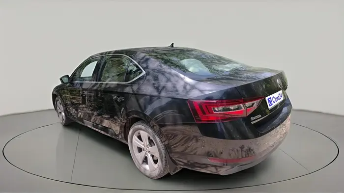2017 Skoda Superb STYLE 1.8 TSI AT, Petrol, Automatic, 54,905 km, exterior