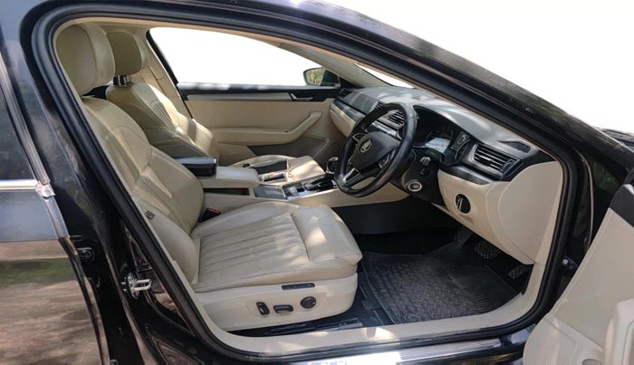 2017 Skoda Superb STYLE 1.8 TSI AT, Petrol, Automatic, 54,905 km, interior