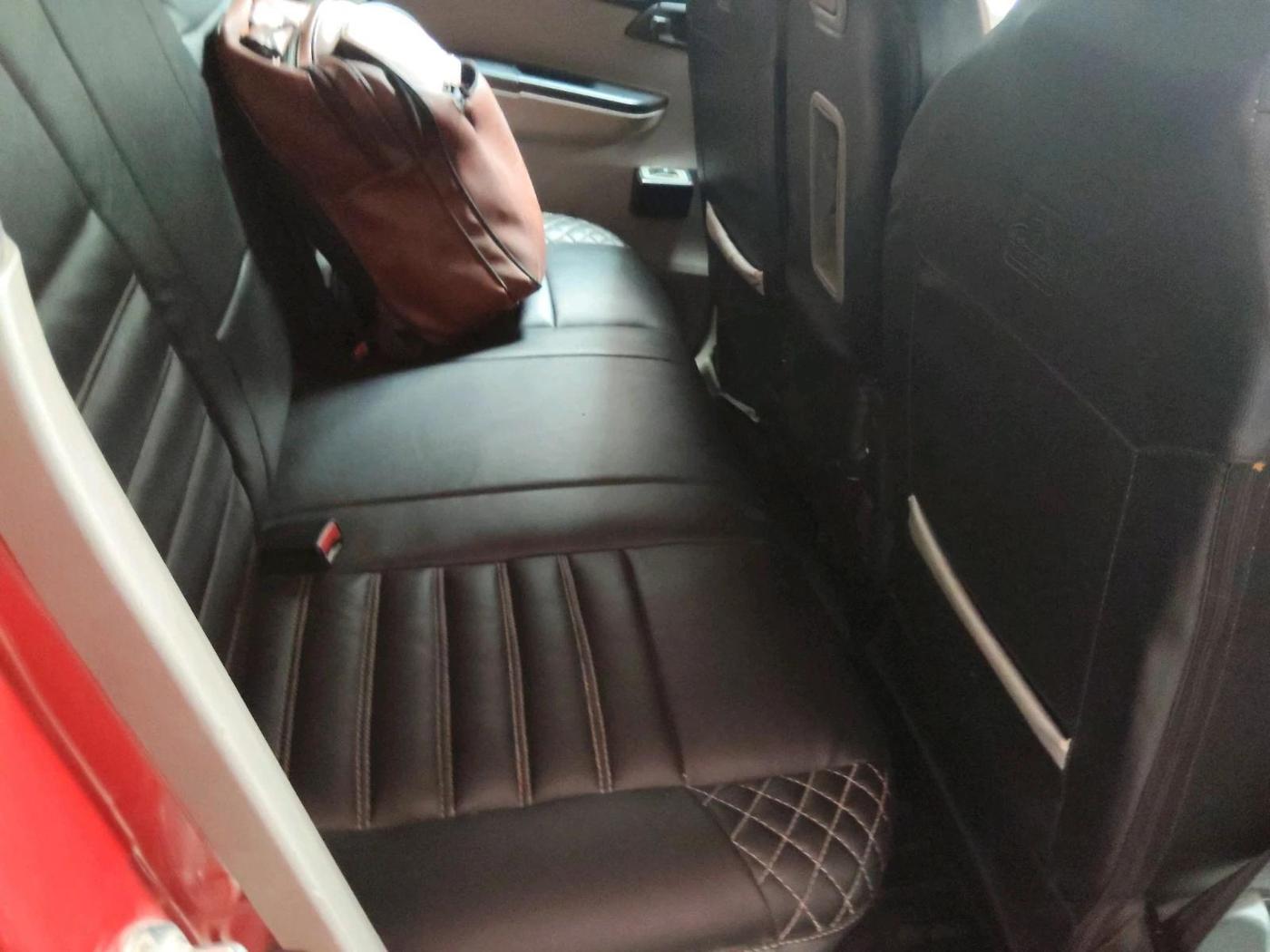 2016 Mahindra Kuv100 K2 PLUS D 6 STR, Diesel, Manual, 1,01,206 km, interior