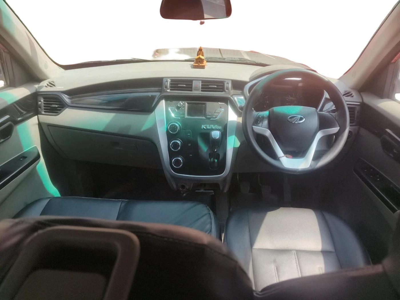 2016 Mahindra Kuv100 K6 PLUS 6 STR, Petrol, Manual, 51,048 km, interior