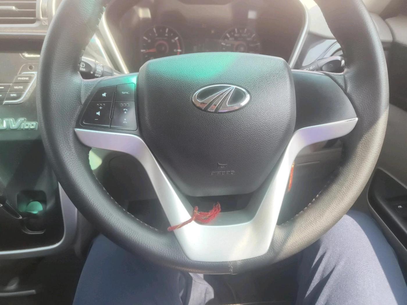 2016 Mahindra Kuv100 K6 PLUS 6 STR, Petrol, Manual, 51,048 km, interior