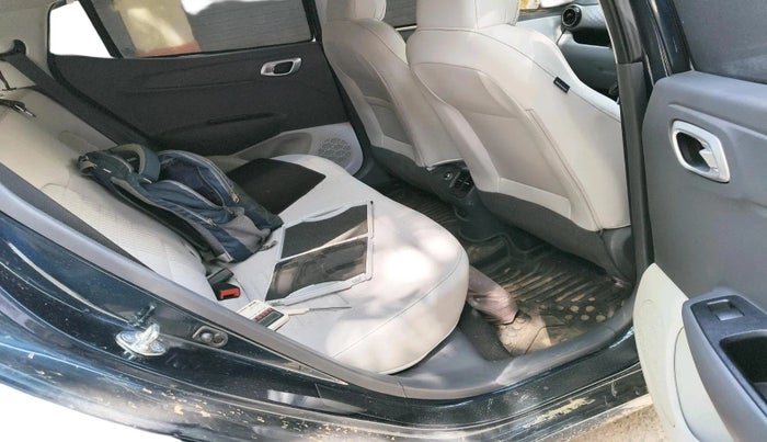 2025 Hyundai GRAND I10 NIOS Sportz 1.2 HY-CNG Duo, CNG, Manual, 7,729 km, interior