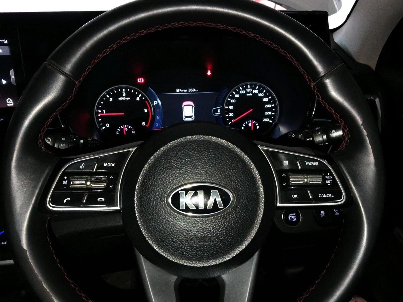 2021 KIA SELTOS GTX PLUS AT 1.5 DIESEL, Diesel, Automatic, 92,636 km, interior