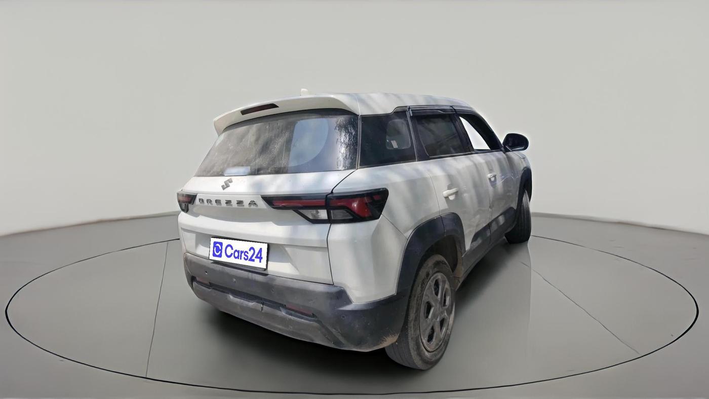 2024 Maruti BREZZA LXI S- CNG, CNG, Manual, 22,637 km, exterior