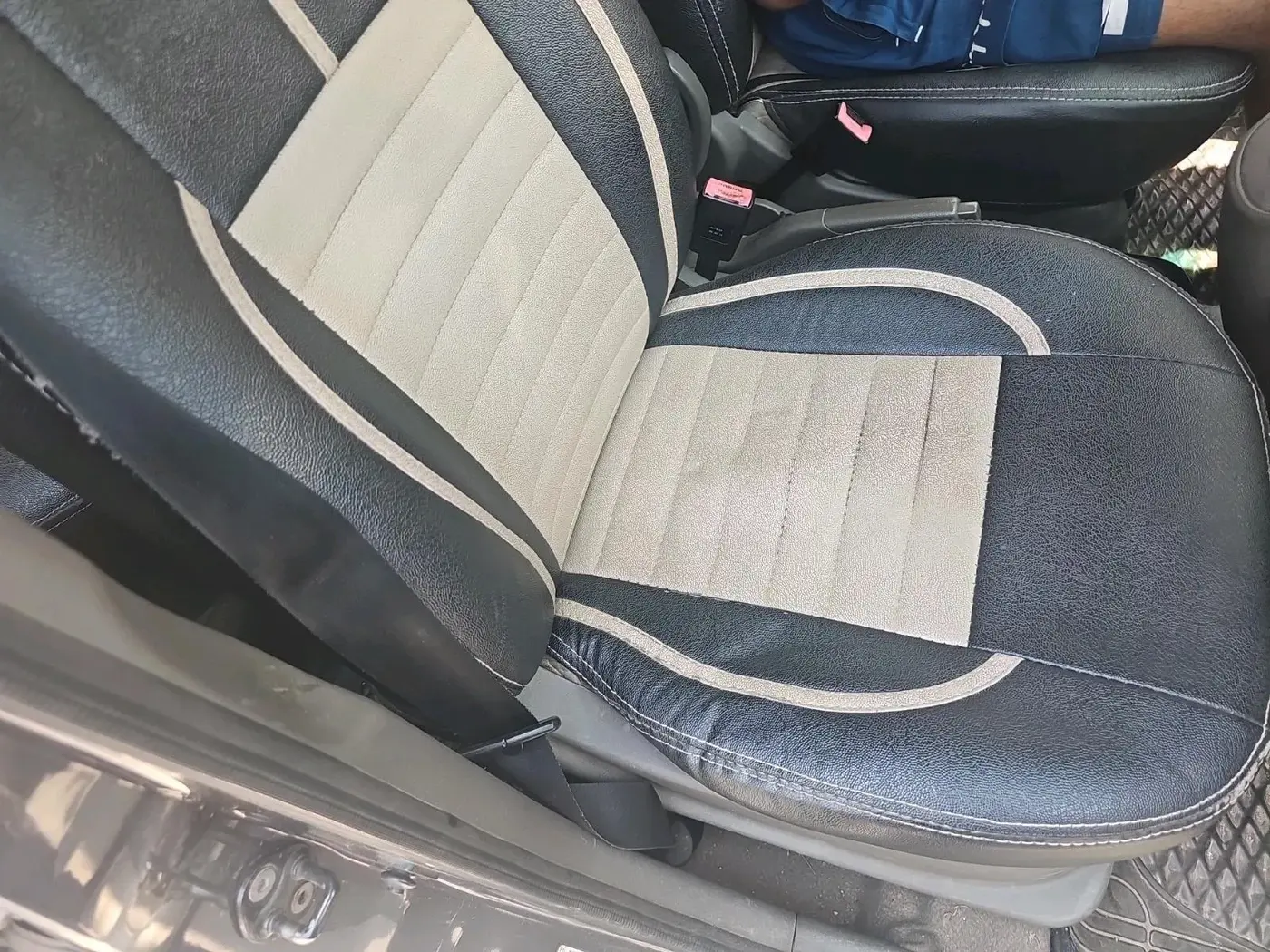 2011 Hyundai i10 ERA 1.1, Petrol, Manual, 83,089 km, interior