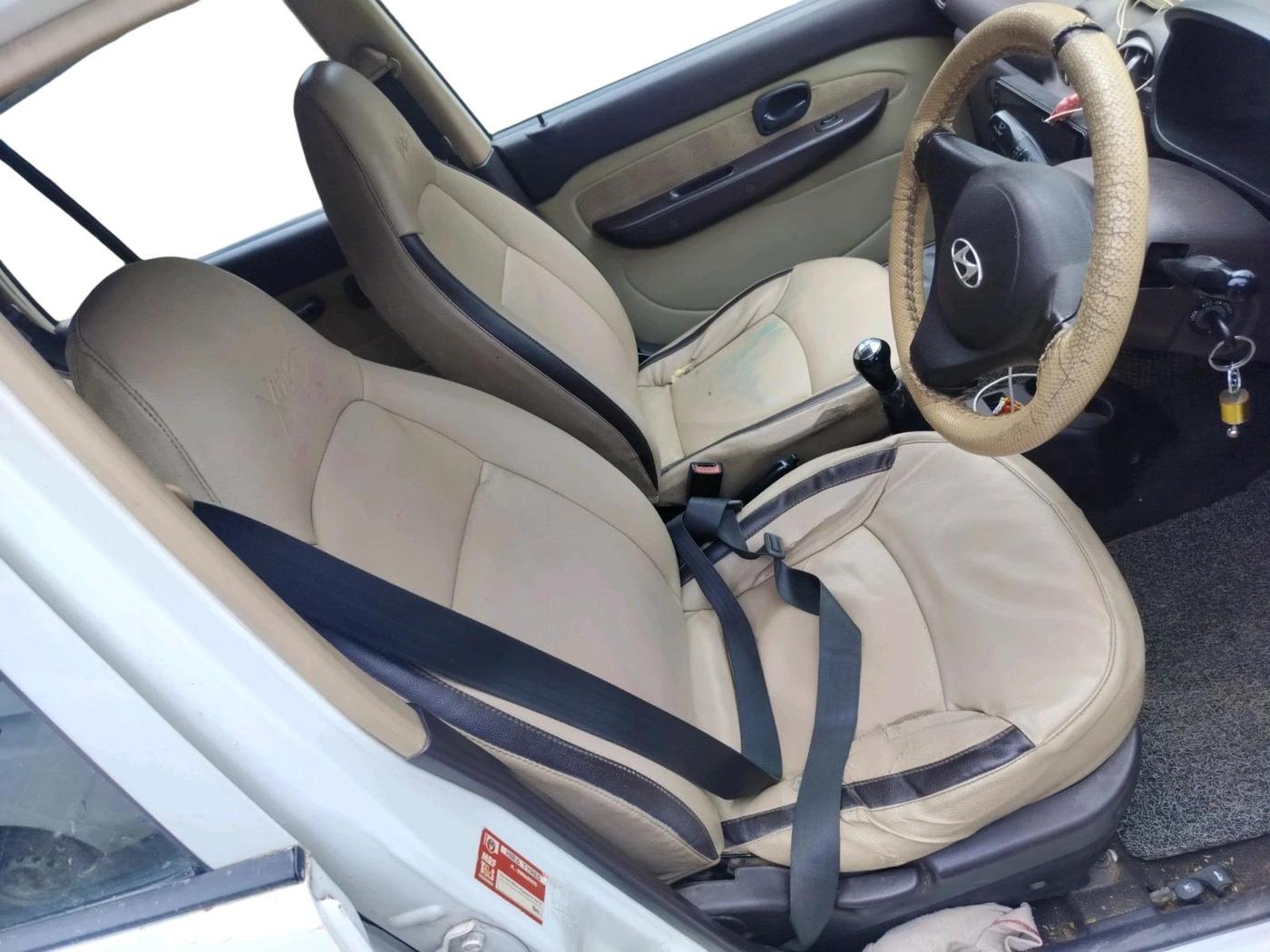 2011 Hyundai Santro Xing GLS, CNG, Manual, 1,22,055 km, interior