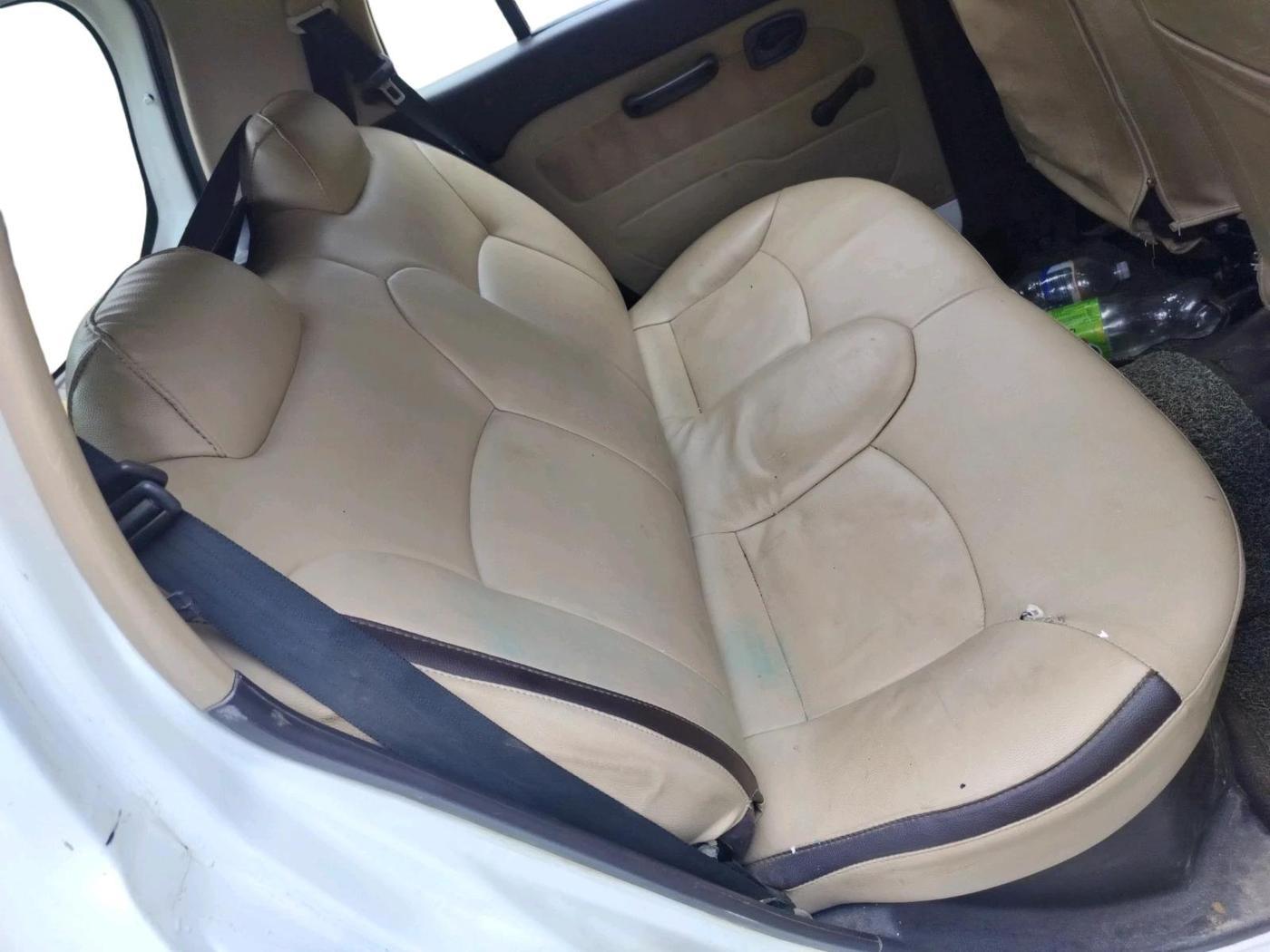 2011 Hyundai Santro Xing GLS, CNG, Manual, 1,22,055 km, interior