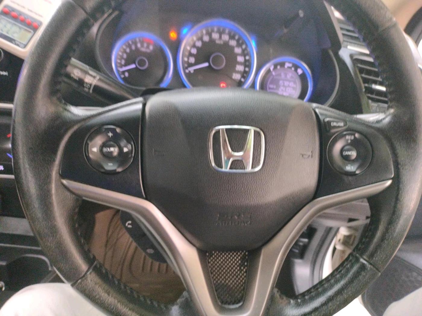 2014 Honda City 1.5L I-VTEC VX, Petrol, Manual, 1,57,848 km, interior