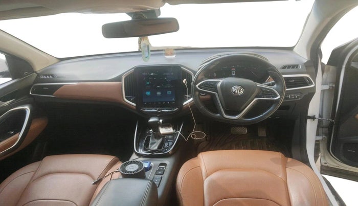 2021 MG HECTOR PLUS SHARP 1.5 PETROL TURBO CVT 6-STR, Petrol, Automatic, 66,752 km, interior