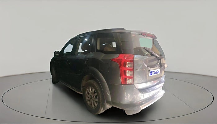 2016 Mahindra XUV500 W10 1.99, Diesel, Manual, 64,146 km, exterior