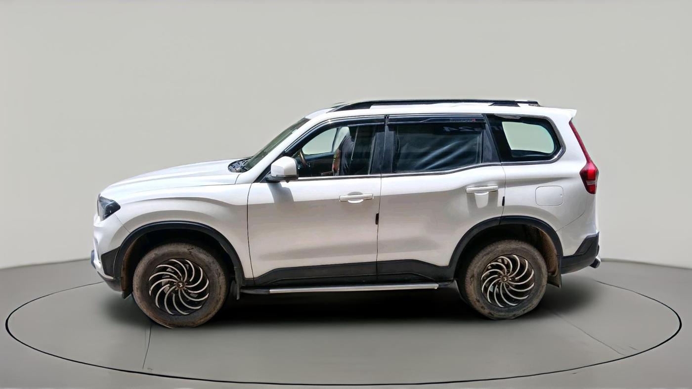 2022 Mahindra SCORPIO-N Z4 PETROL AT 7 STR, Petrol, Automatic, 19,756 km, exterior