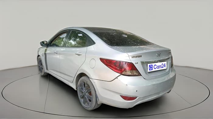 2011 Hyundai Verna FLUIDIC 1.6 VTVT SX, Petrol, Manual, 1,04,411 km, exterior