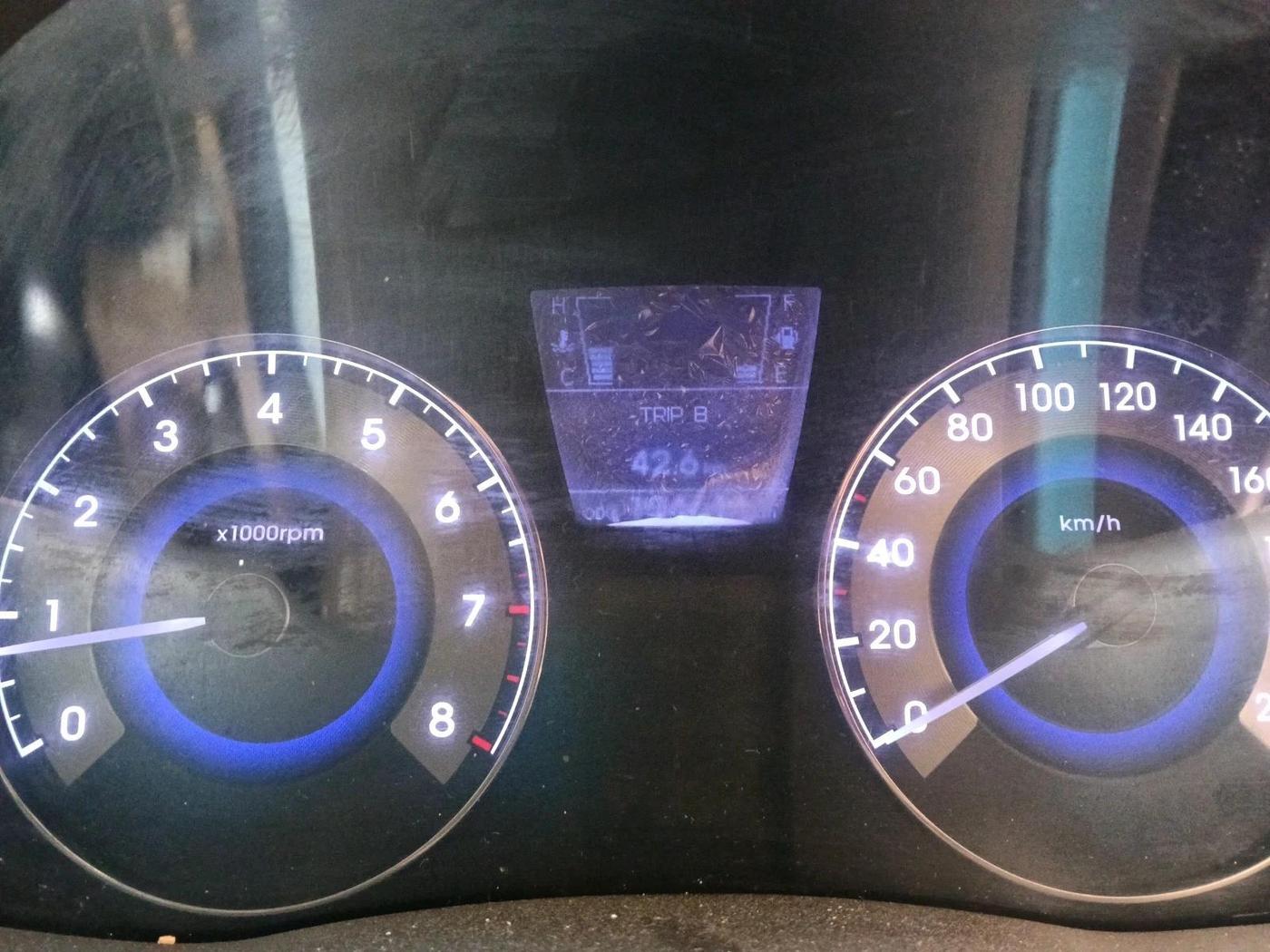 2011 Hyundai Verna FLUIDIC 1.6 VTVT SX, Petrol, Manual, 1,04,411 km, interior