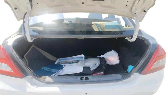 2015 Maruti Swift Dzire VXI, Petrol, Manual, 96,077 km, exterior