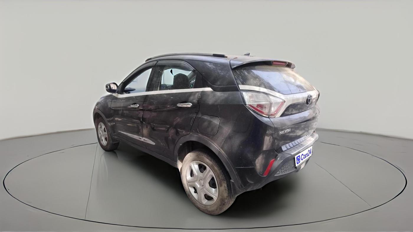 2018 Tata NEXON XM PETROL, Petrol, Manual, 30,779 km, exterior