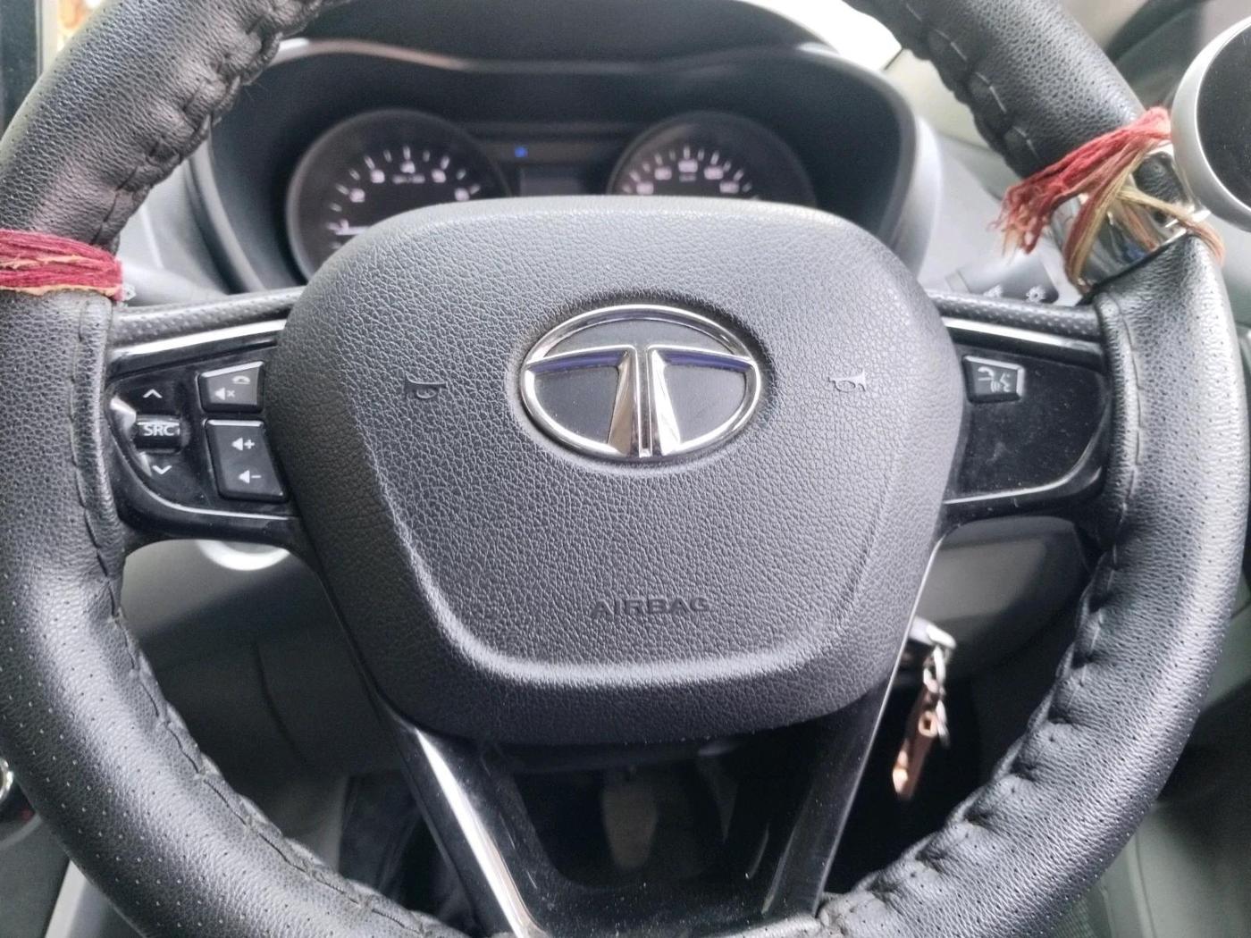 2018 Tata NEXON XM PETROL, Petrol, Manual, 30,779 km, interior