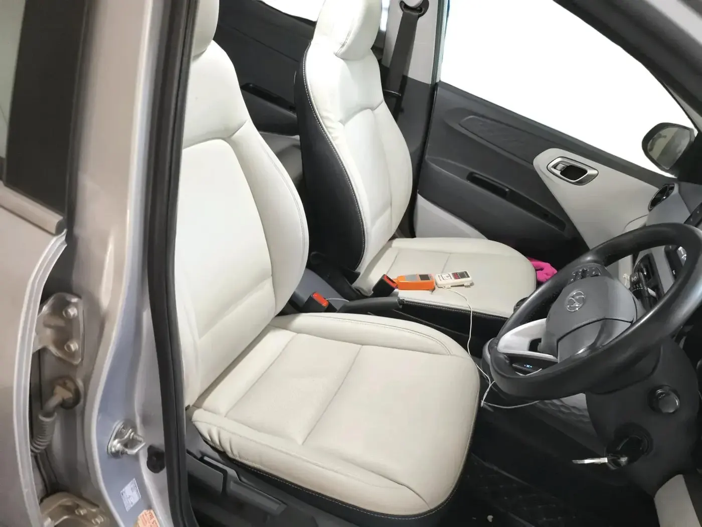 2020 Hyundai GRAND I10 NIOS SPORTZ AMT 1.2 KAPPA VTVT, Petrol, Automatic, 3,50,000 km, interior