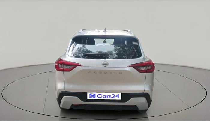 2024 Nissan MAGNITE N-Connecta B4D 1.0 Petrol MT, Petrol, Manual, 7,746 km, exterior