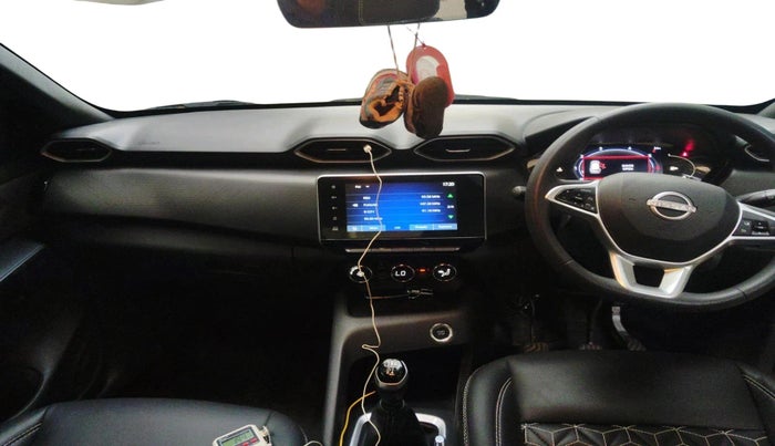 2024 Nissan MAGNITE N-Connecta B4D 1.0 Petrol MT, Petrol, Manual, 7,746 km, interior