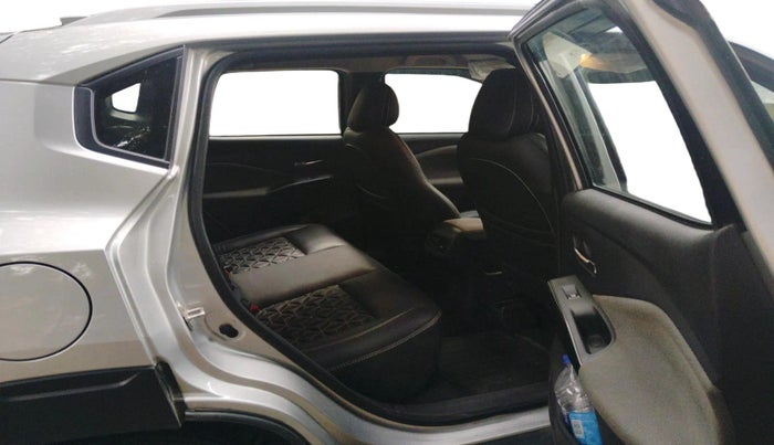 2024 Nissan MAGNITE N-Connecta B4D 1.0 Petrol MT, Petrol, Manual, 7,746 km, interior