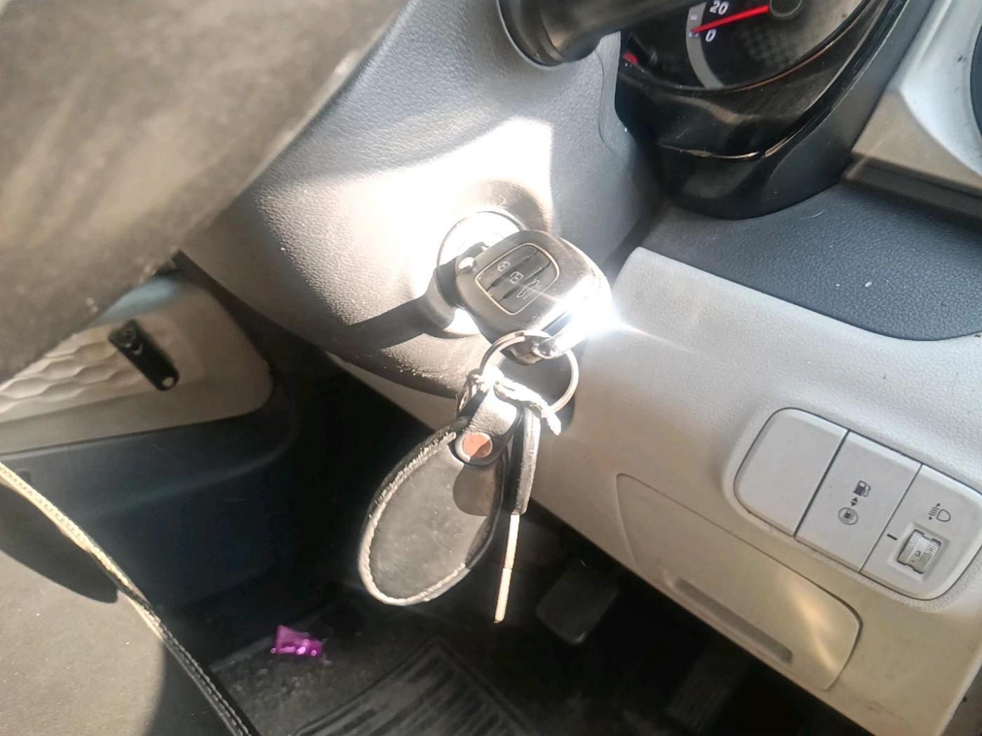 2022 Hyundai GRAND I10 NIOS SPORTZ 1.2 KAPPA VTVT CNG, CNG, Manual, 68,000 km, interior
