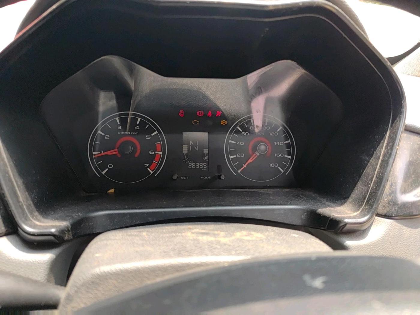 2020 Mahindra KUV 100 NXT K2+ P 6 STR, Petrol, Manual, 28,399 km, interior