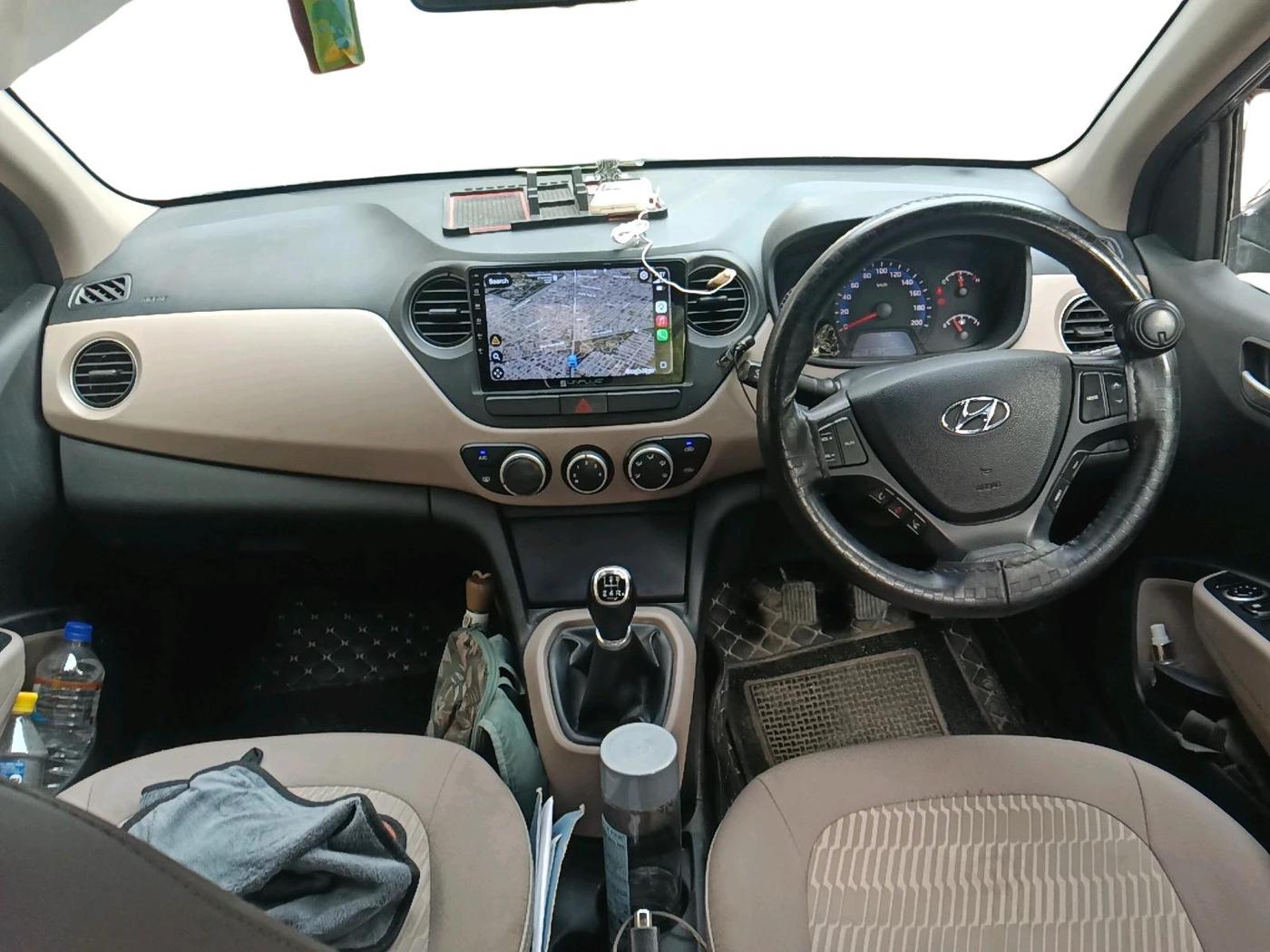 2018 Hyundai Xcent SX 1.2, CNG, Manual, 1,21,486 km, interior