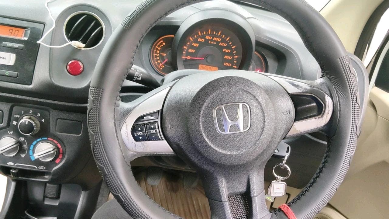 2014 Honda Amaze 1.2L I-VTEC S, Petrol, Manual, 68,692 km, interior