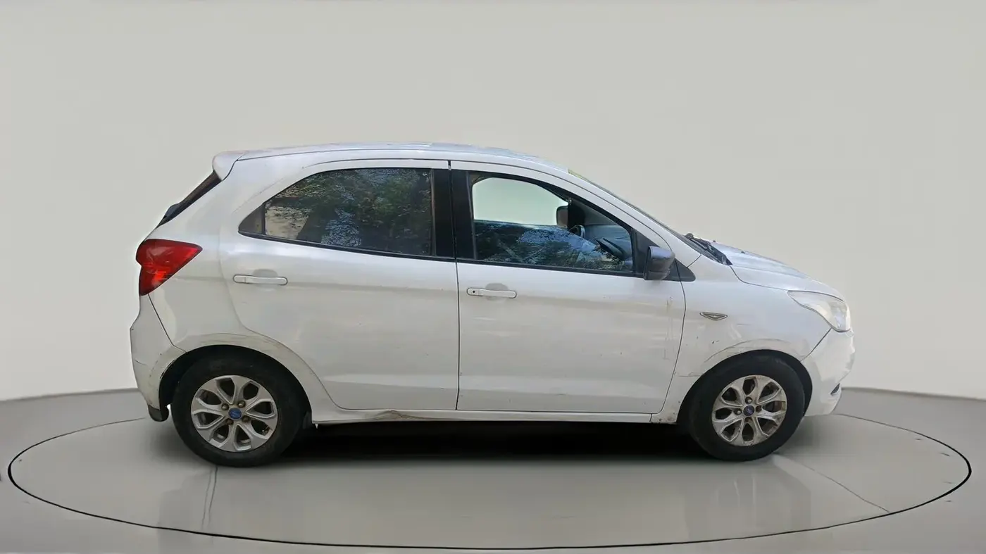 2015 Ford New Figo TITANIUM 1.5 PETROL AT, CNG, Automatic, 68,000 km, exterior
