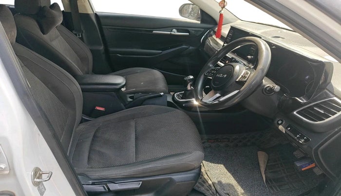 2022 KIA SELTOS HTK PLUS 1.5, Petrol, Manual, 1,14,831 km, interior