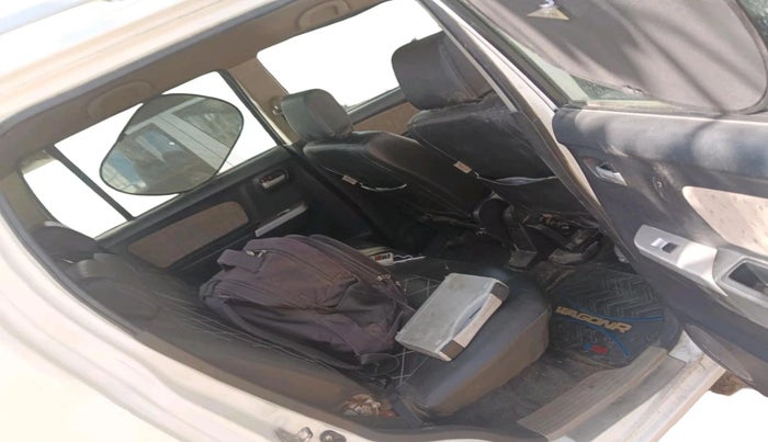 2015 Maruti Wagon R 1.0 VXI, CNG, Manual, 1,30,179 km, interior